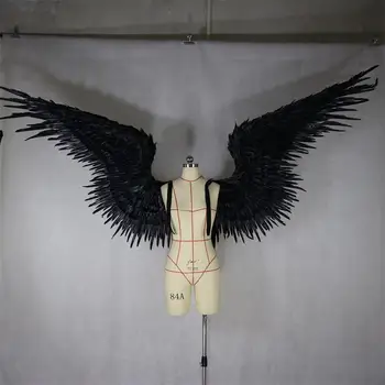 Seksi Siyah tüy kanat şeytan melek Cadılar Bayramı kanatları podyum modeli büyük cosplay tatil parti erkek kanatları sahne gösterisi prop