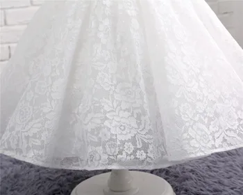 JaneVini Prenses Beyaz Bir Çizgi Dantel Çiçek Kız Elbise 2019 O Boyun İnciler Sashes Çay Boyu Kızlar Pageant İlk Communion Elbise