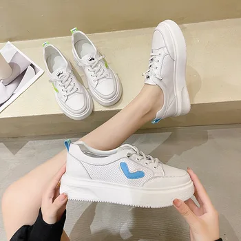 Ilk katman dana küçük beyaz ayakkabı kadın 2021 Yaz Yeni Güney Kore baskı kalın alt hollow out öğrenci kurulu ayakkabı