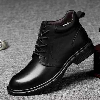 Rahat ayakkabılar Erkekler rahat ayakkabılar 2020 Erkek Deri Ayakkabı Adam erkek Sneakers Eğlence Botları Açık Ayakkabı Spor Sıcak