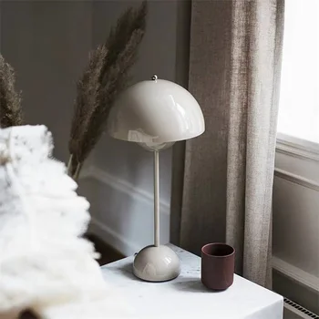 Hongcuı İskandinav Modern Masa Lambaları Moda Basit Masa Aydınlatma LED Dekoratif Ev Yatak Odası için 4
